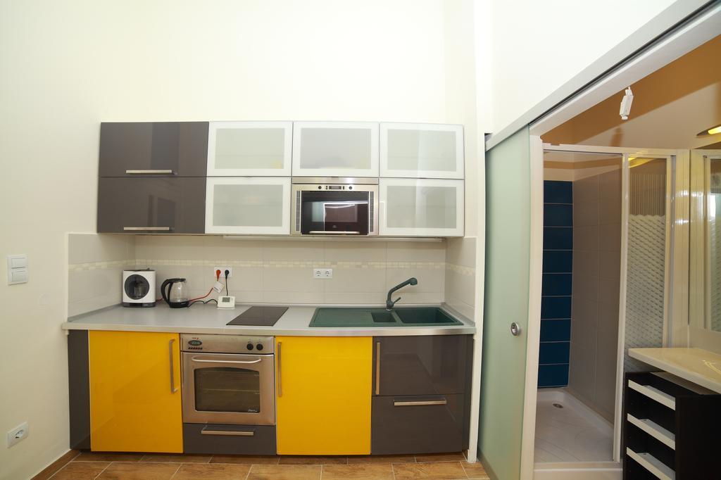 Flat On Andrassy Avenue Apartment Budapest Exterior photo